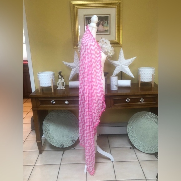 Lilly Pulitzer for Target Pink & White Belladonna Chevron Pineapple Print Scarf - Picture 6 of 15
